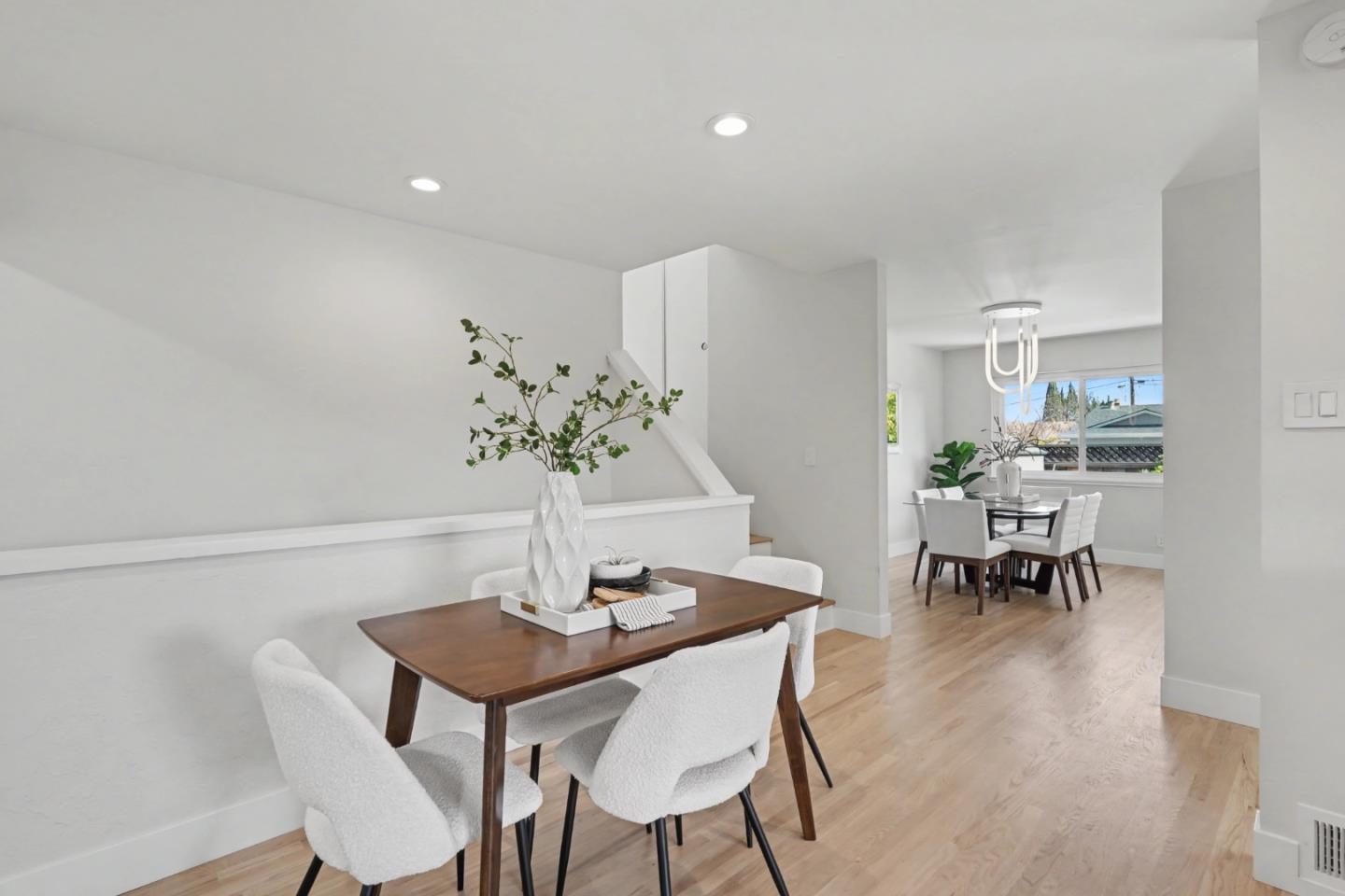 Detail Gallery Image 18 of 75 For 1035 Rockrose Ave, Sunnyvale,  CA 94086 - 4 Beds | 3 Baths