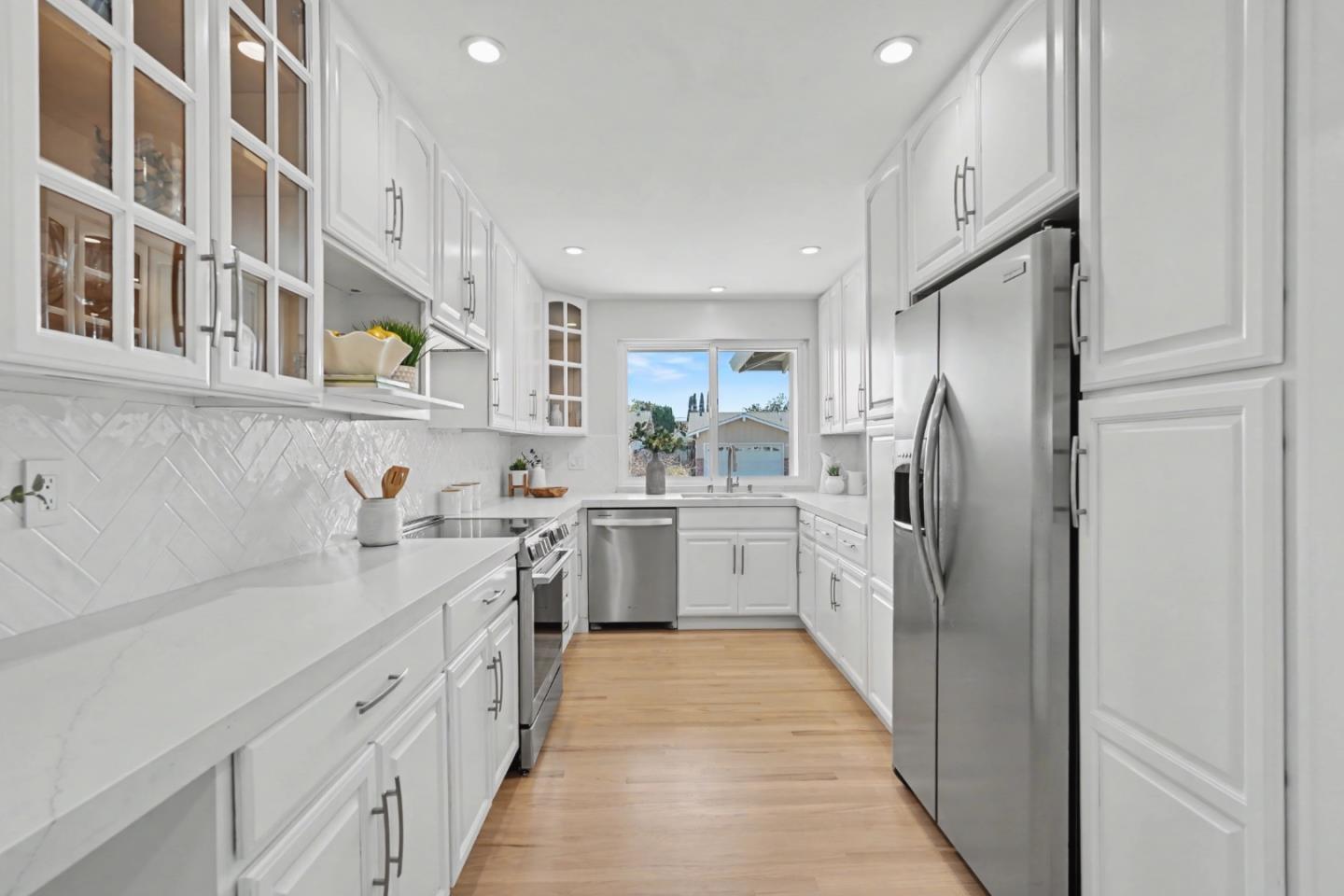 Detail Gallery Image 19 of 75 For 1035 Rockrose Ave, Sunnyvale,  CA 94086 - 4 Beds | 3 Baths