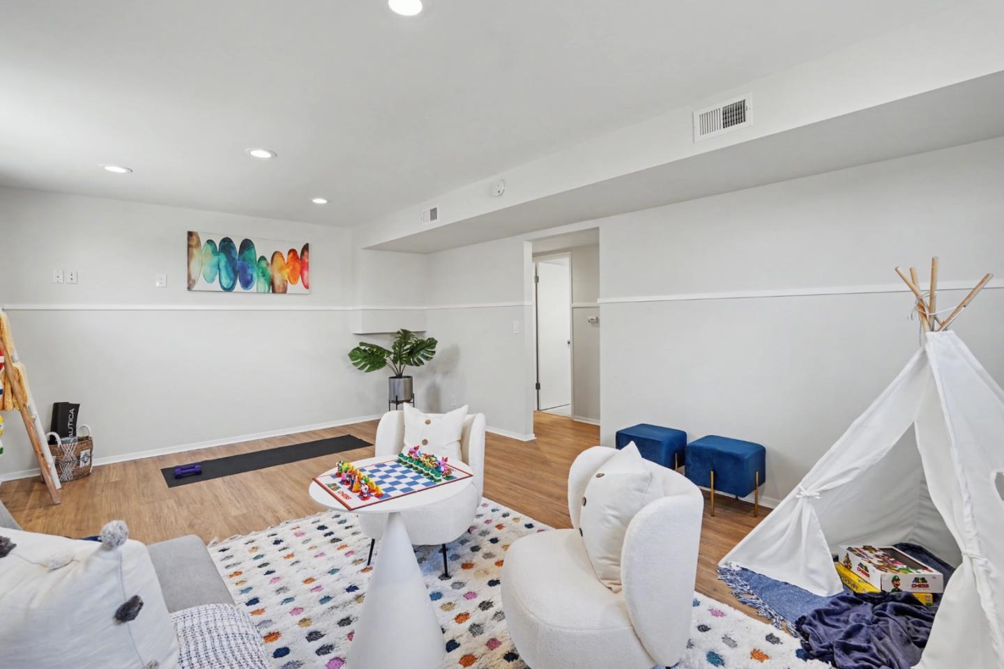 Detail Gallery Image 36 of 75 For 1035 Rockrose Ave, Sunnyvale,  CA 94086 - 4 Beds | 3 Baths