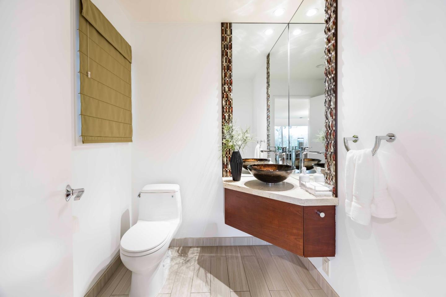 Detail Gallery Image 14 of 39 For 28100 Radcliffe Ln, Los Altos Hills,  CA 94022 - 5 Beds | 4/1 Baths