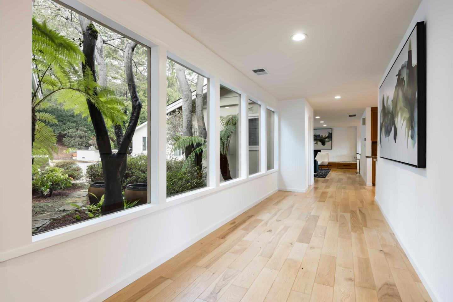 Detail Gallery Image 15 of 39 For 28100 Radcliffe Ln, Los Altos Hills,  CA 94022 - 5 Beds | 4/1 Baths