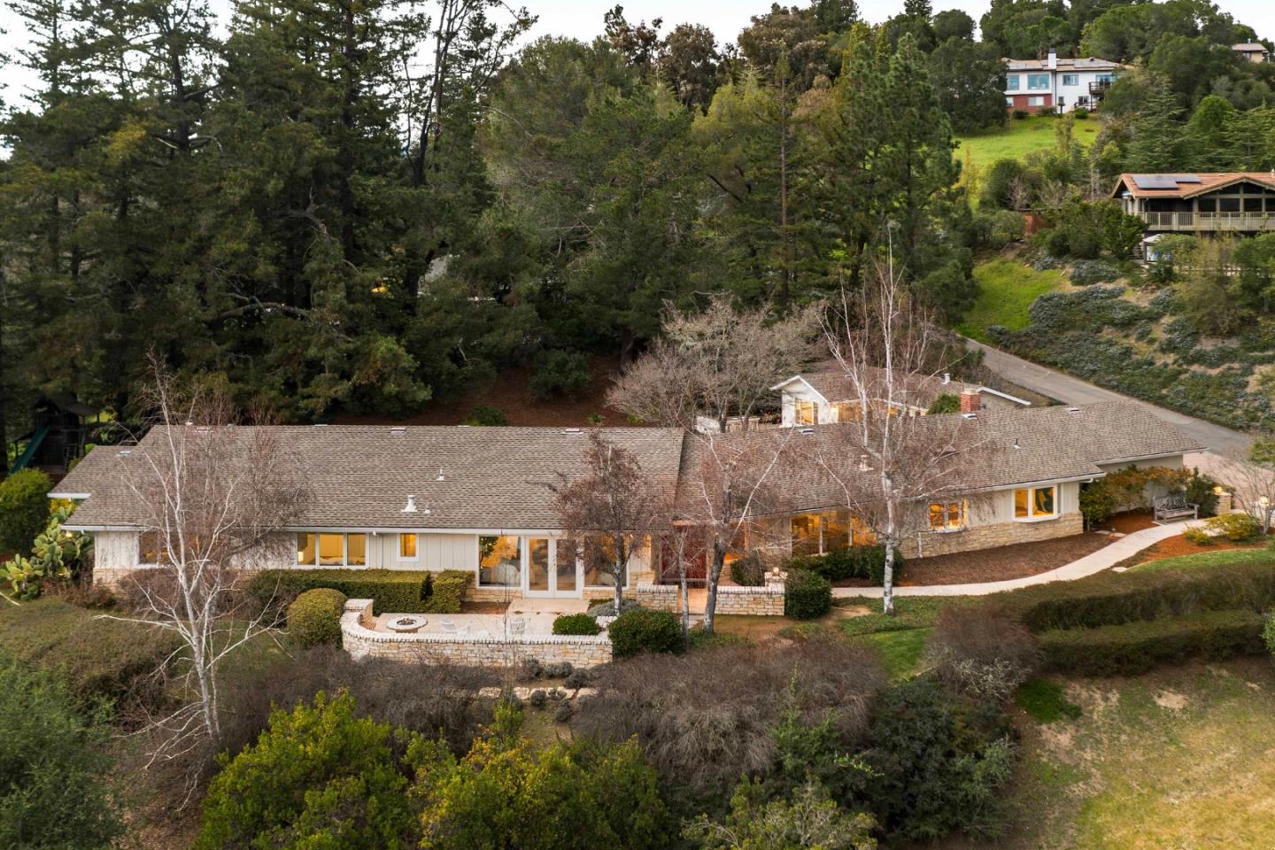 Detail Gallery Image 2 of 39 For 28100 Radcliffe Ln, Los Altos Hills,  CA 94022 - 5 Beds | 4/1 Baths