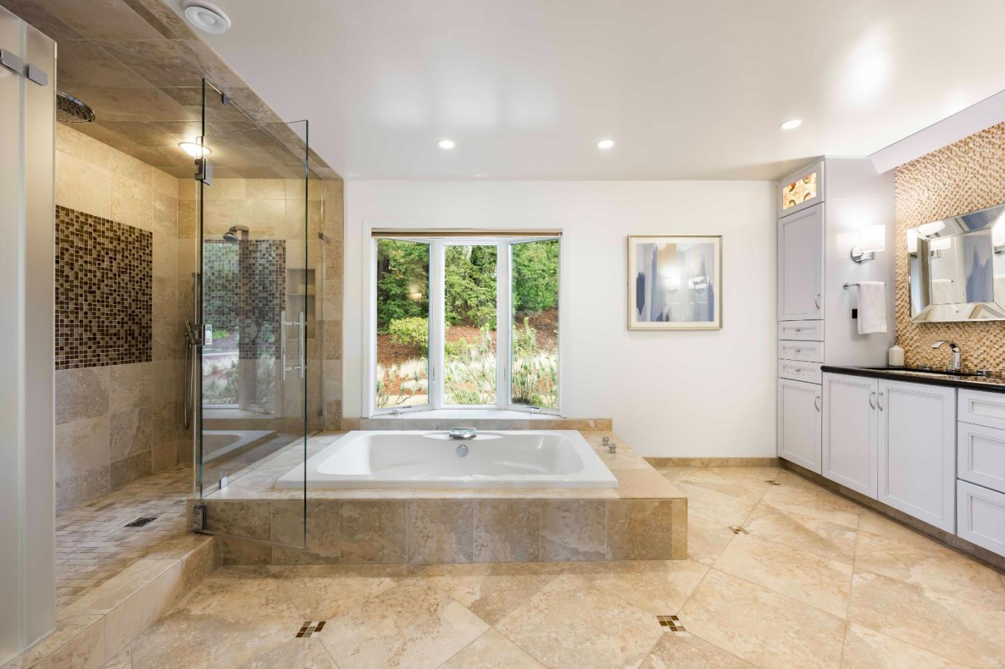 Detail Gallery Image 24 of 39 For 28100 Radcliffe Ln, Los Altos Hills,  CA 94022 - 5 Beds | 4/1 Baths