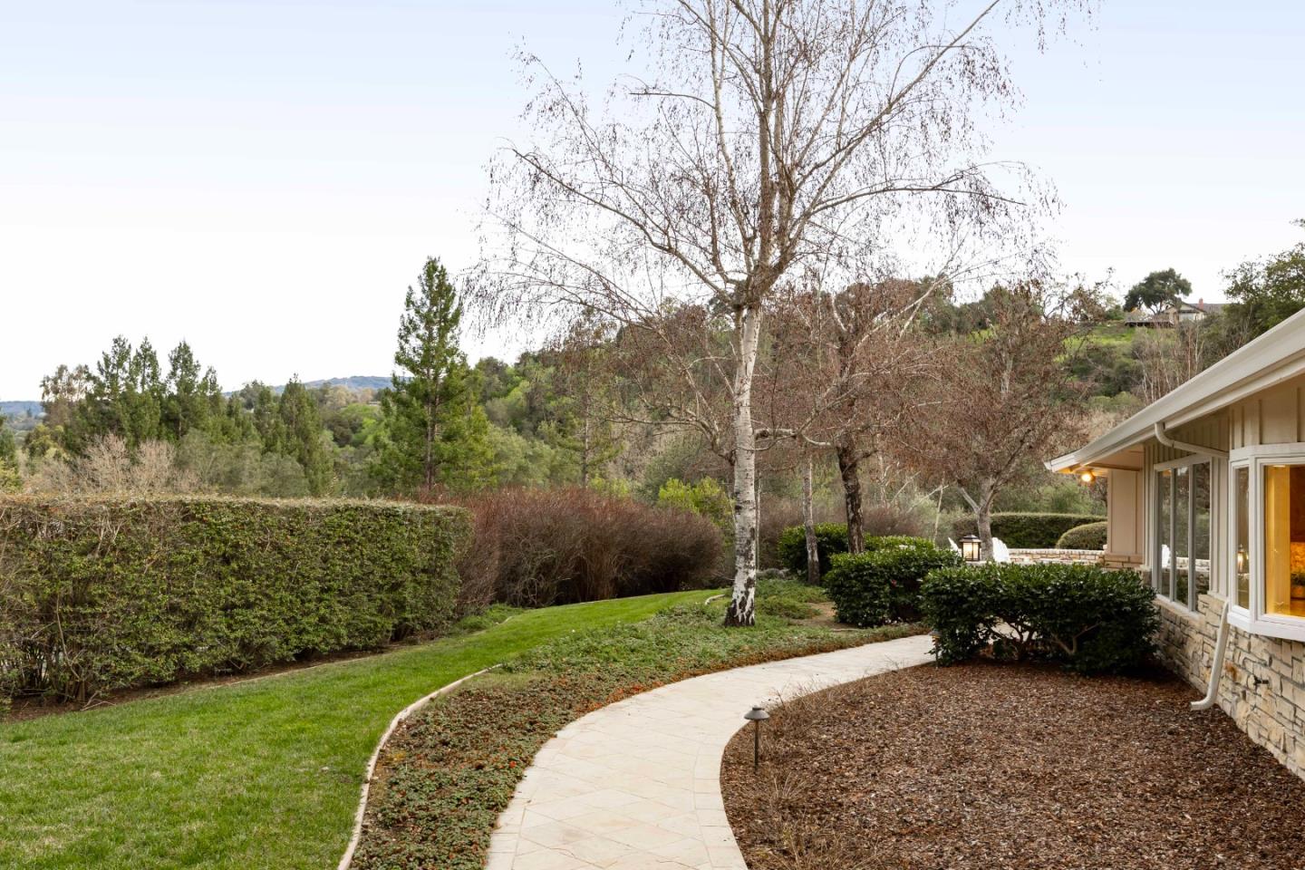 Detail Gallery Image 38 of 39 For 28100 Radcliffe Ln, Los Altos Hills,  CA 94022 - 5 Beds | 4/1 Baths