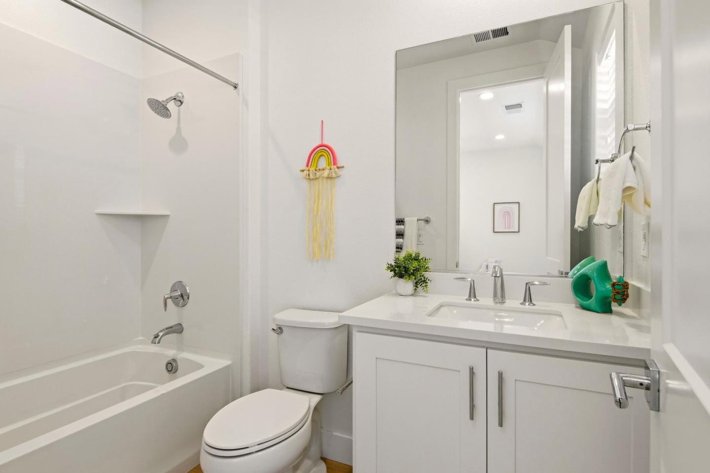 Detail Gallery Image 30 of 61 For 3690 Access Cmn, Fremont,  CA 94538 - 3 Beds | 3/1 Baths