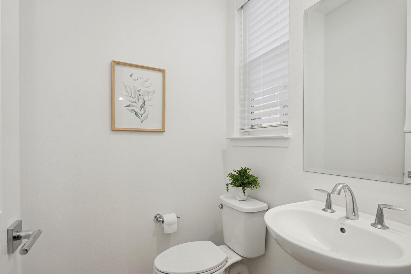 Detail Gallery Image 38 of 61 For 3690 Access Cmn, Fremont,  CA 94538 - 3 Beds | 3/1 Baths