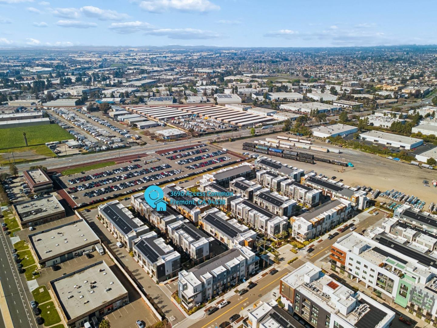 Detail Gallery Image 57 of 61 For 3690 Access Cmn, Fremont,  CA 94538 - 3 Beds | 3/1 Baths