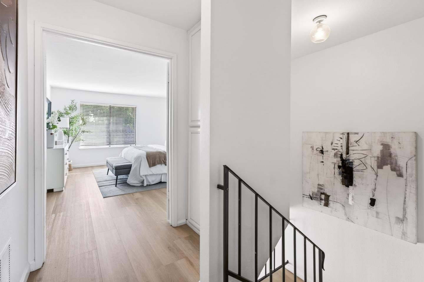 Detail Gallery Image 16 of 20 For 11093 Firethorne Dr, Cupertino,  CA 95014 - 2 Beds | 2/1 Baths