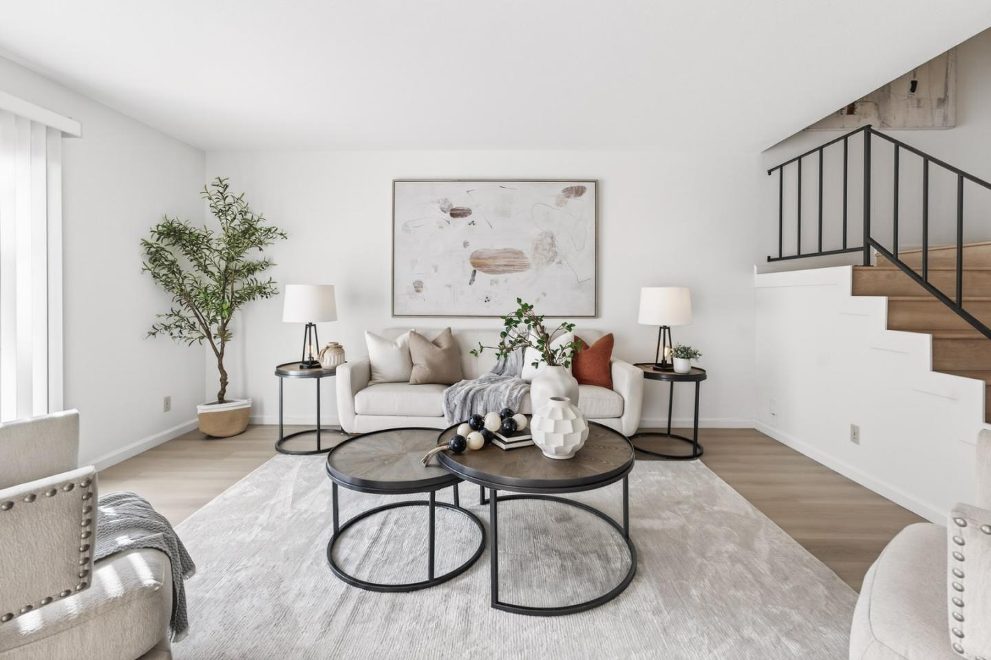 Detail Gallery Image 3 of 20 For 11093 Firethorne Dr, Cupertino,  CA 95014 - 2 Beds | 2/1 Baths