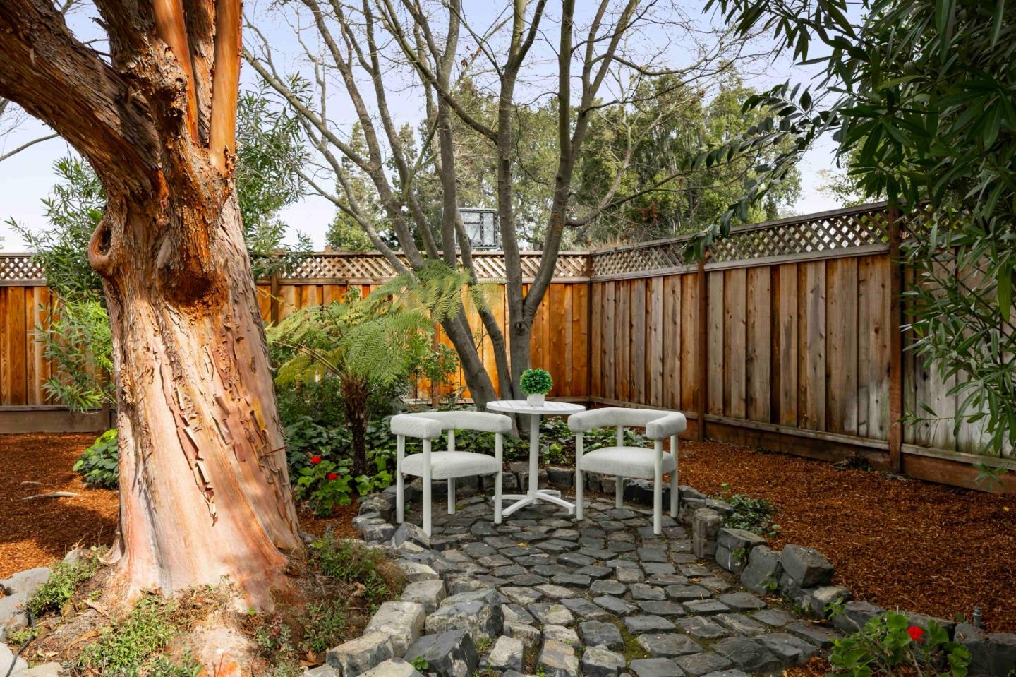 Detail Gallery Image 24 of 26 For 1765 Fallen Leaf Ln, Los Altos,  CA 94024 - 5 Beds | 3 Baths