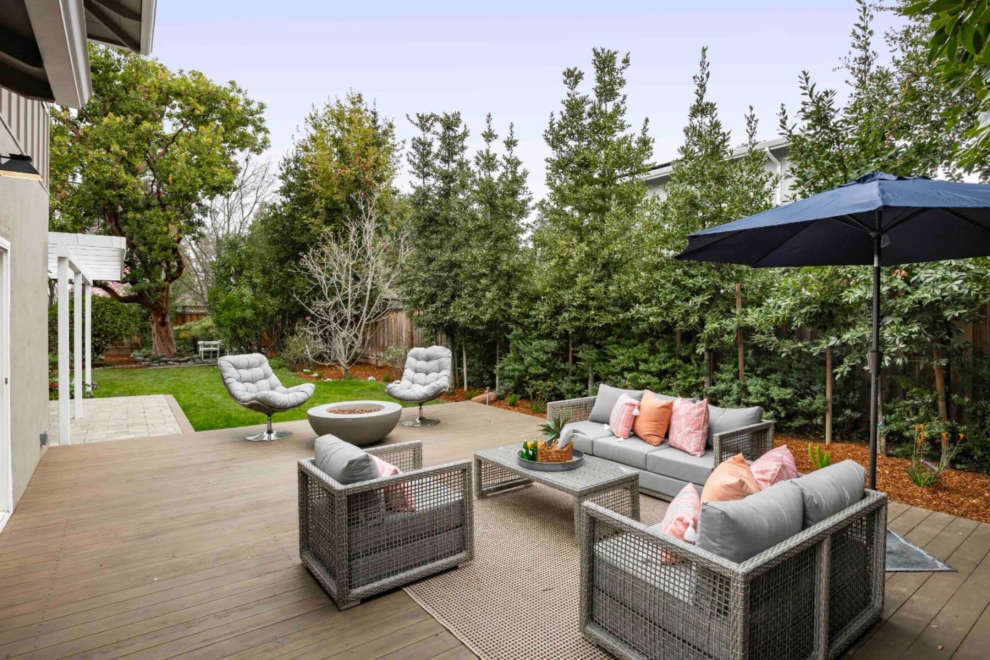 Detail Gallery Image 26 of 26 For 1765 Fallen Leaf Ln, Los Altos,  CA 94024 - 5 Beds | 3 Baths