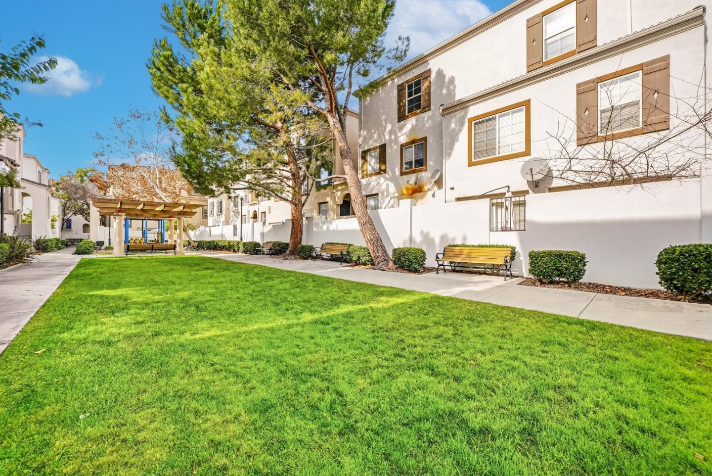 Detail Gallery Image 52 of 59 For 59 Wind Song, Milpitas,  CA 95035 - 3 Beds | 3/1 Baths