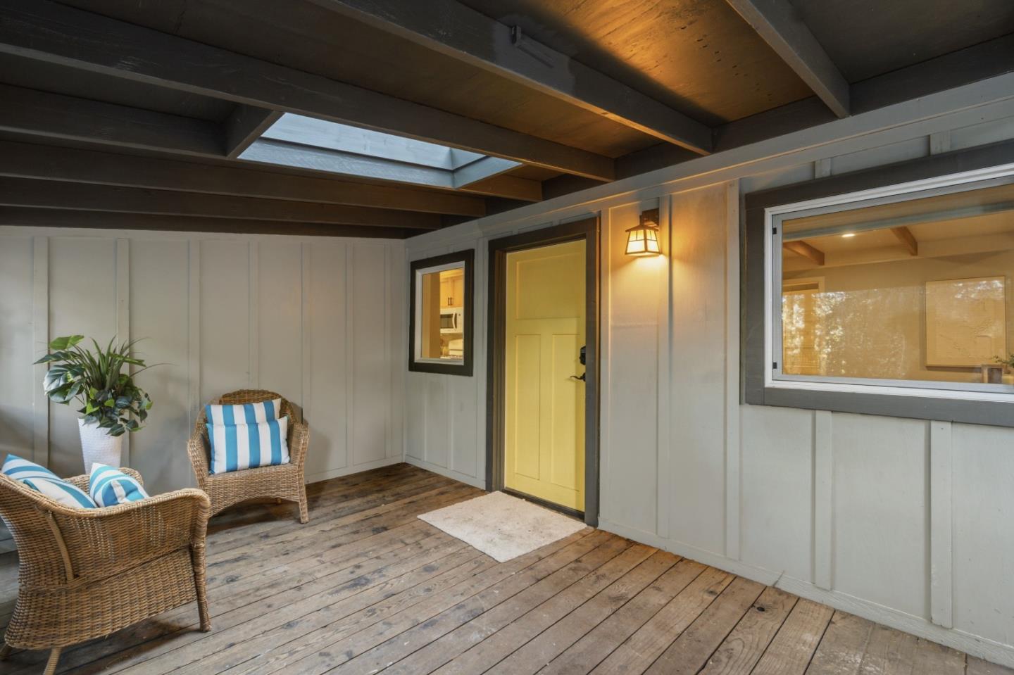 Detail Gallery Image 2 of 40 For 160 Woodland Dr, Ben Lomond,  CA 95005 - 2 Beds | 1 Baths