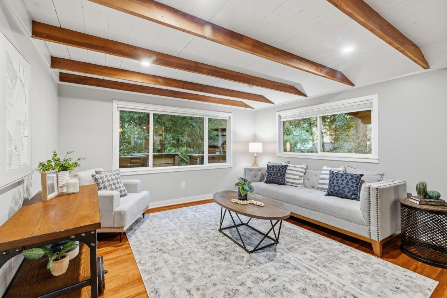 Detail Gallery Image 3 of 40 For 160 Woodland Dr, Ben Lomond,  CA 95005 - 2 Beds | 1 Baths