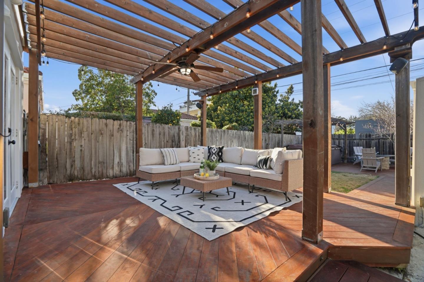 Detail Gallery Image 21 of 29 For 1519 Burrell Ct, San Jose,  CA 95126 - 2 Beds | 1 Baths