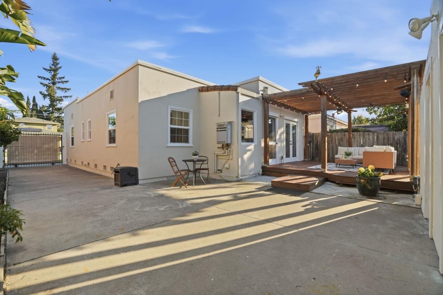 Detail Gallery Image 27 of 29 For 1519 Burrell Ct, San Jose,  CA 95126 - 2 Beds | 1 Baths