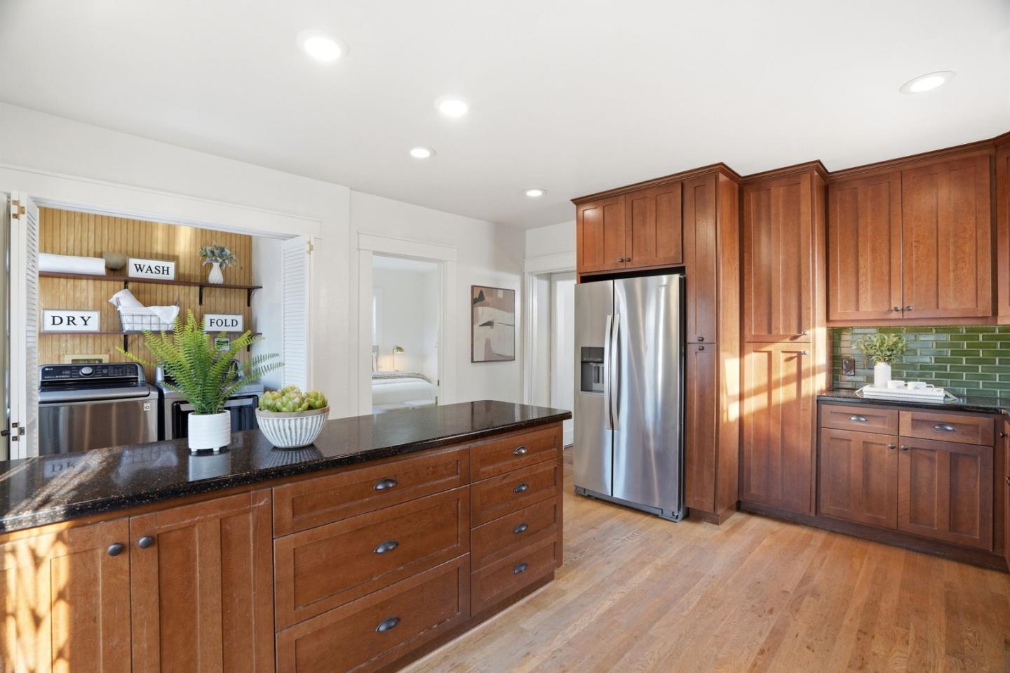 Detail Gallery Image 9 of 29 For 1519 Burrell Ct, San Jose,  CA 95126 - 2 Beds | 1 Baths