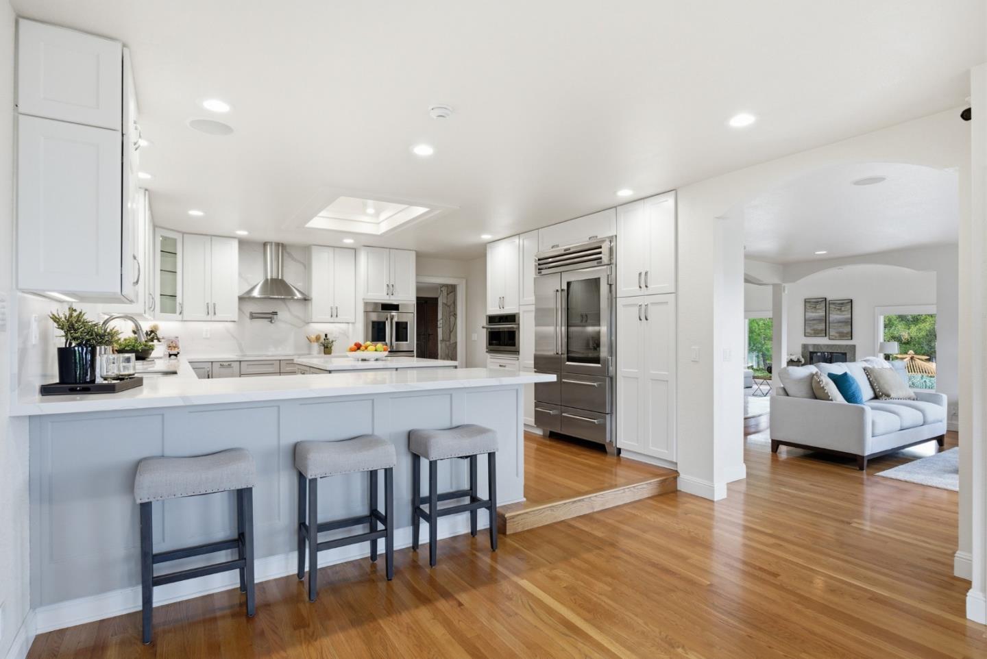 Detail Gallery Image 12 of 69 For 530 Santa Rosa Dr, Los Gatos,  CA 95032 - 4 Beds | 4 Baths