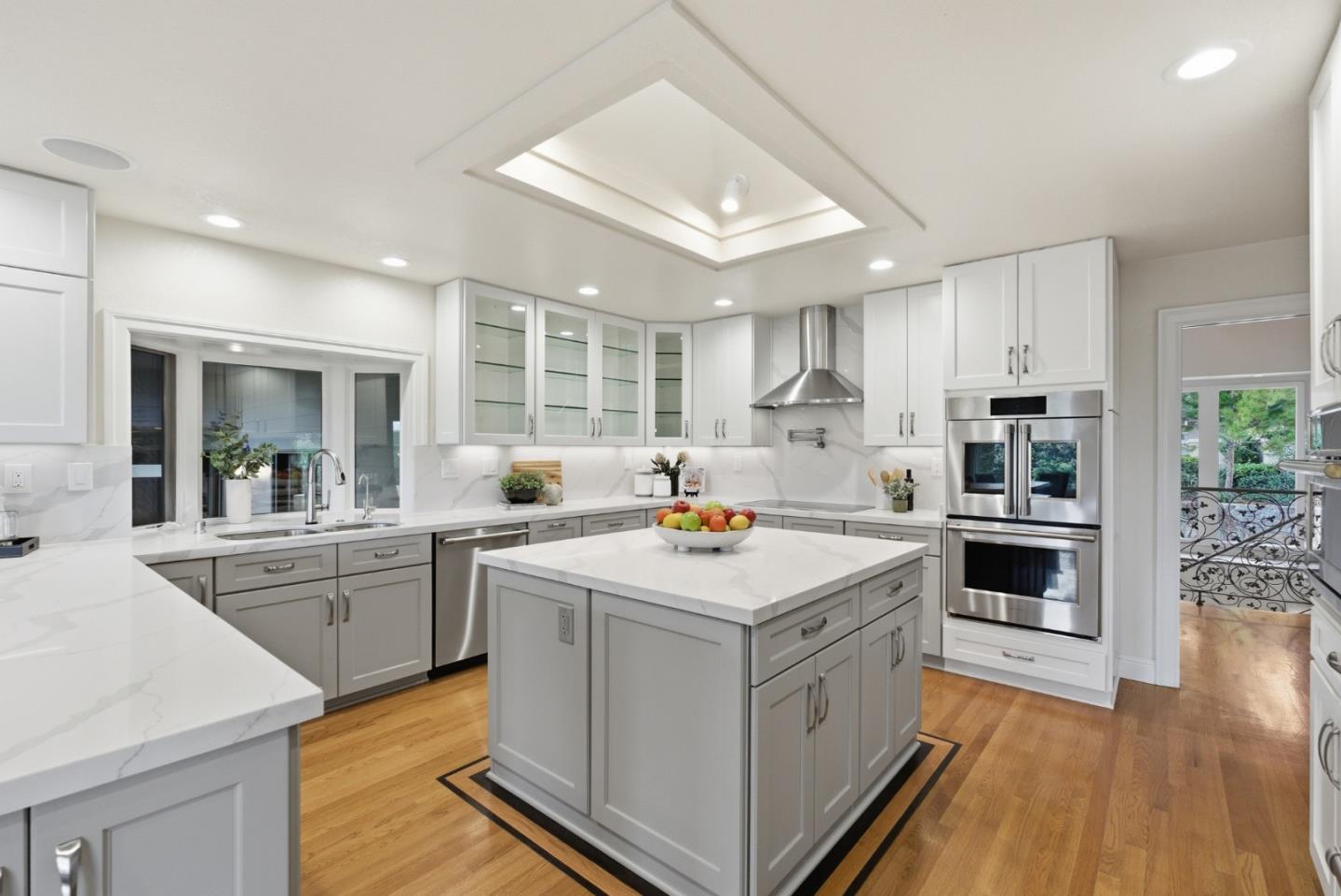 Detail Gallery Image 14 of 69 For 530 Santa Rosa Dr, Los Gatos,  CA 95032 - 4 Beds | 4 Baths