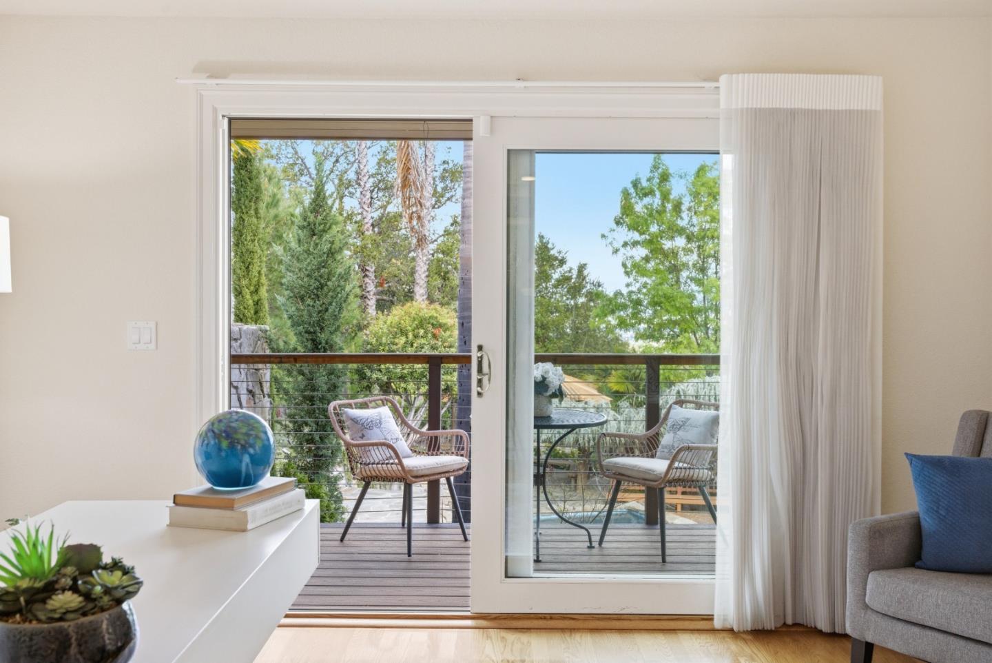 Detail Gallery Image 22 of 69 For 530 Santa Rosa Dr, Los Gatos,  CA 95032 - 4 Beds | 4 Baths