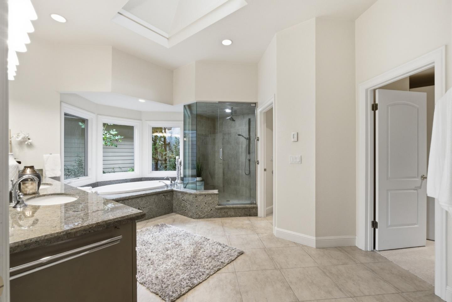 Detail Gallery Image 28 of 69 For 530 Santa Rosa Dr, Los Gatos,  CA 95032 - 4 Beds | 4 Baths