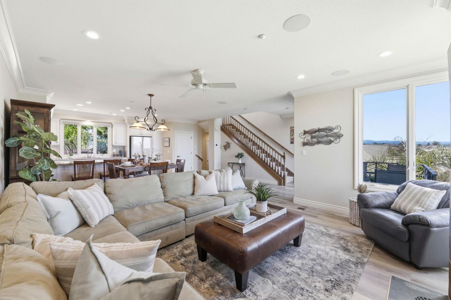 Detail Gallery Image 6 of 50 For 106 Younger Way #D,  Santa Cruz,  CA 95060 - 2 Beds | 2/1 Baths