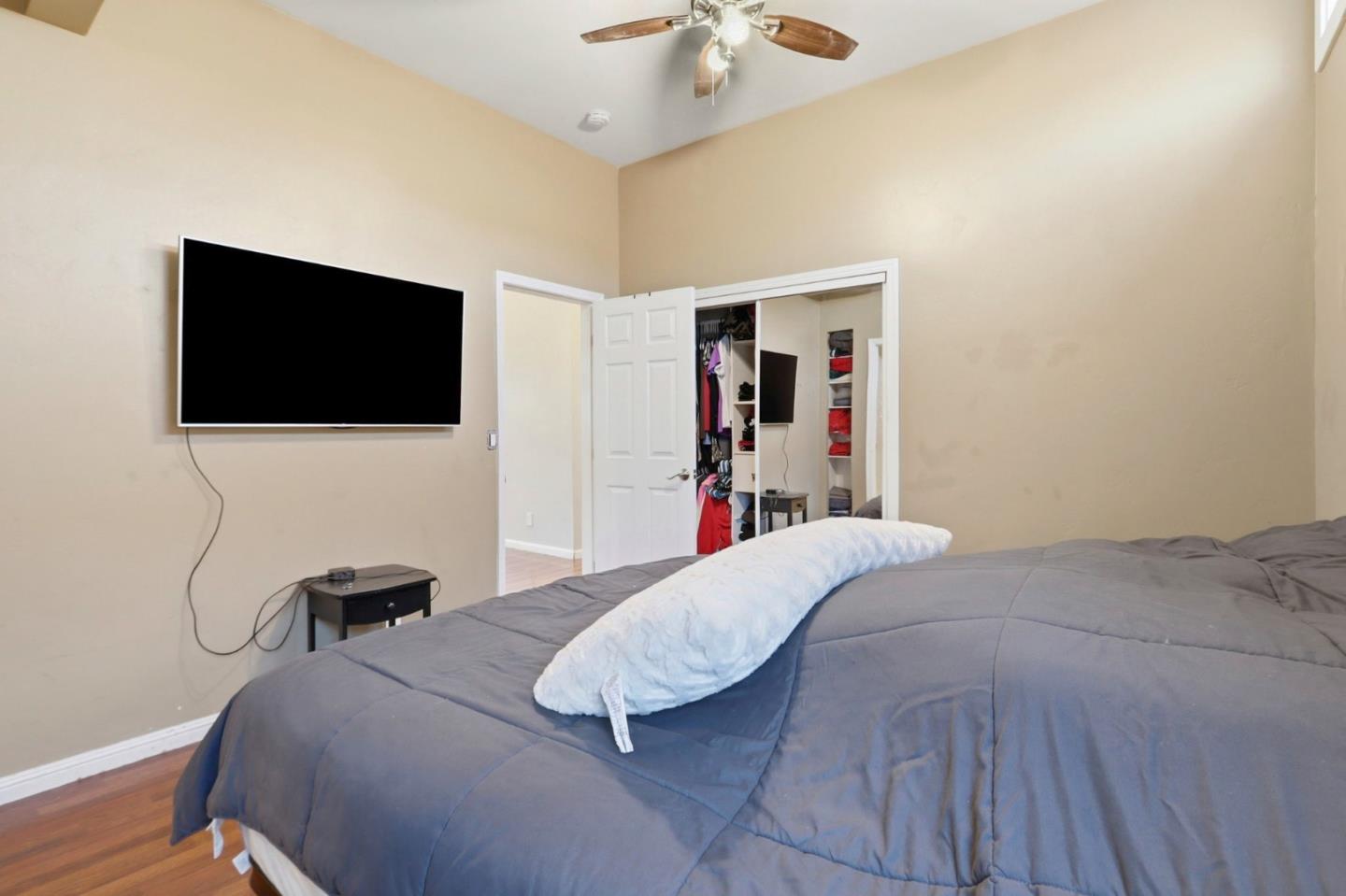 Detail Gallery Image 14 of 30 For 1218 S Almaden Ave, San Jose,  CA 95110 - 4 Beds | 2 Baths