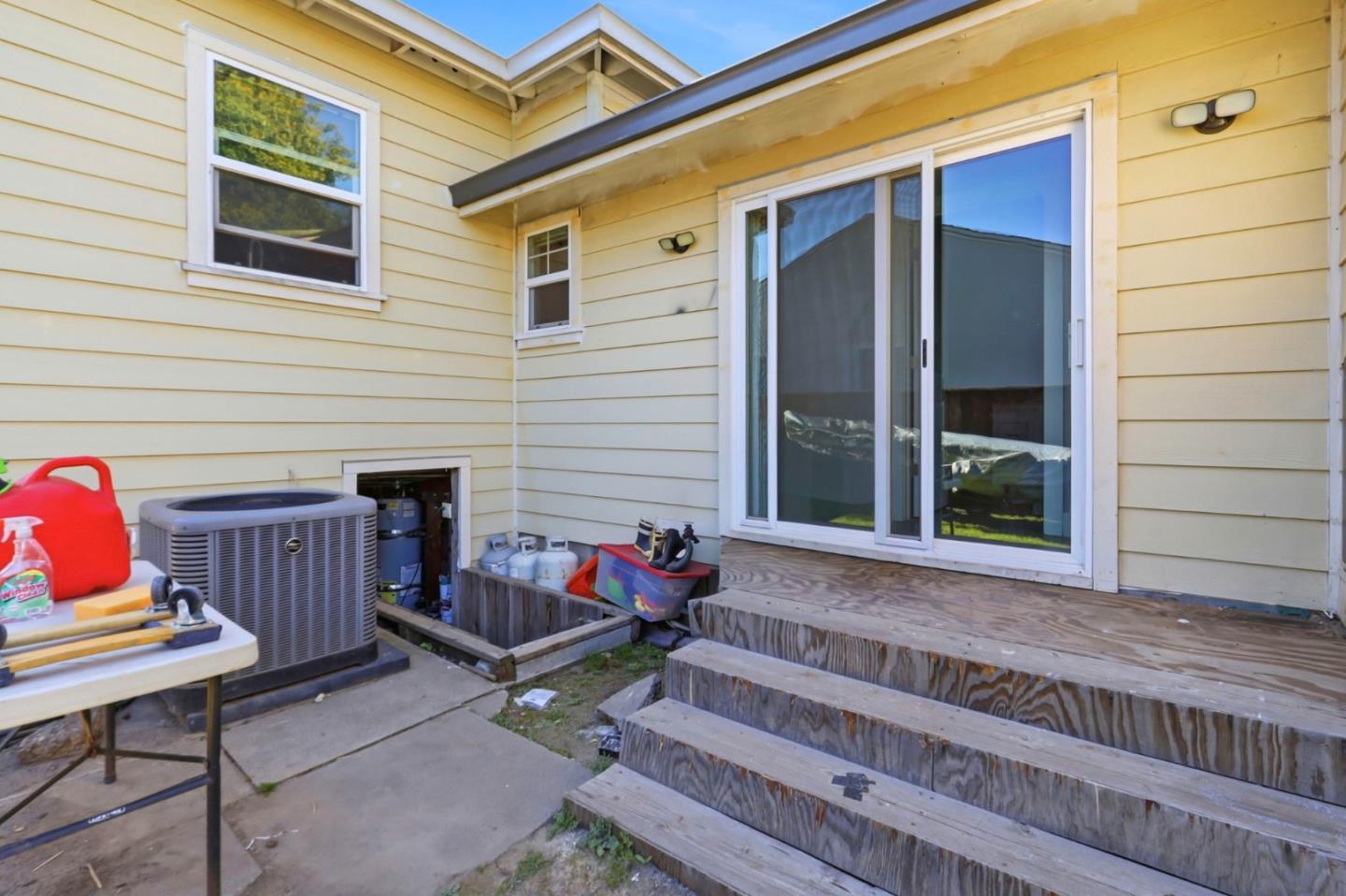 Detail Gallery Image 28 of 30 For 1218 S Almaden Ave, San Jose,  CA 95110 - 4 Beds | 2 Baths