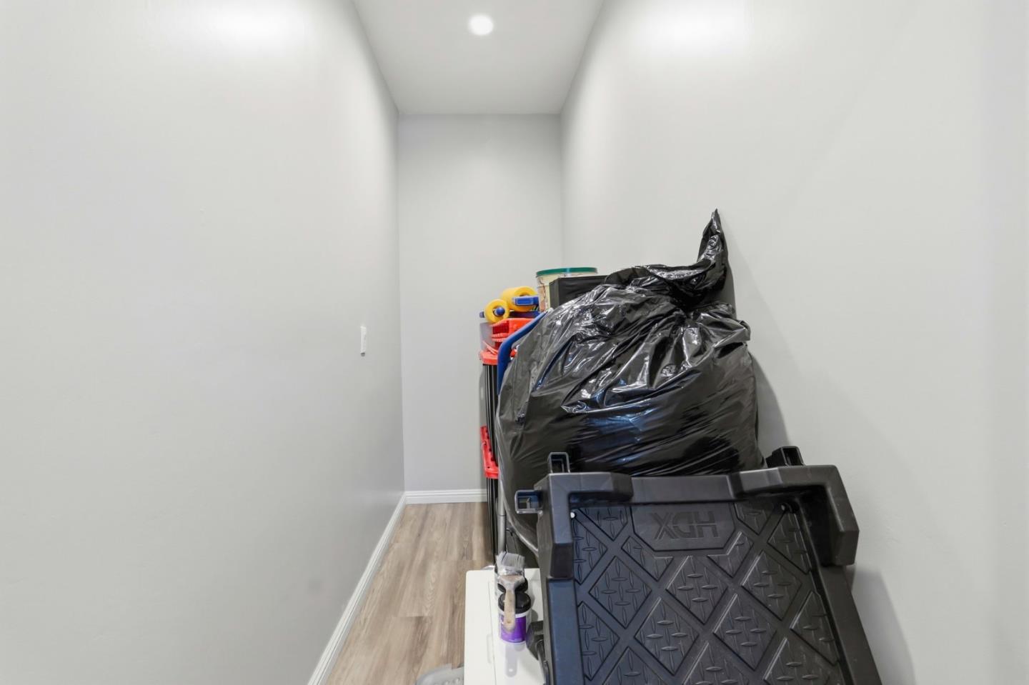 Detail Gallery Image 30 of 30 For 1218 S Almaden Ave, San Jose,  CA 95110 - 4 Beds | 2 Baths