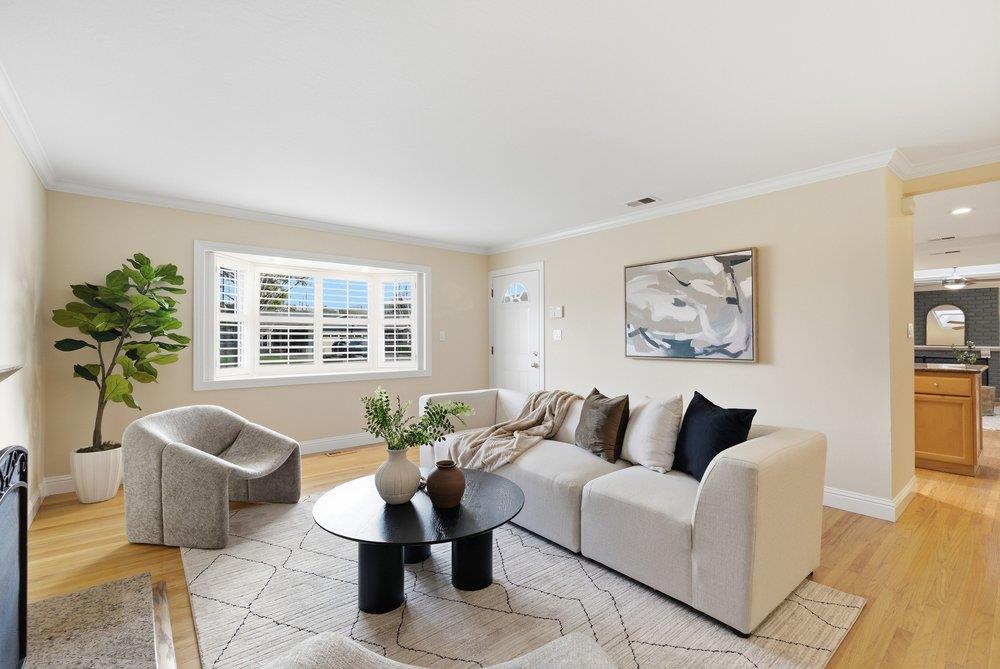 Detail Gallery Image 8 of 53 For 1329 Rodney Dr, San Jose,  CA 95118 - 3 Beds | 3 Baths