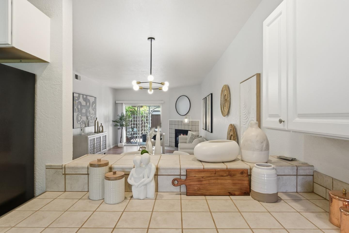 Photo #11: ML82037108 Listing: Photo #11