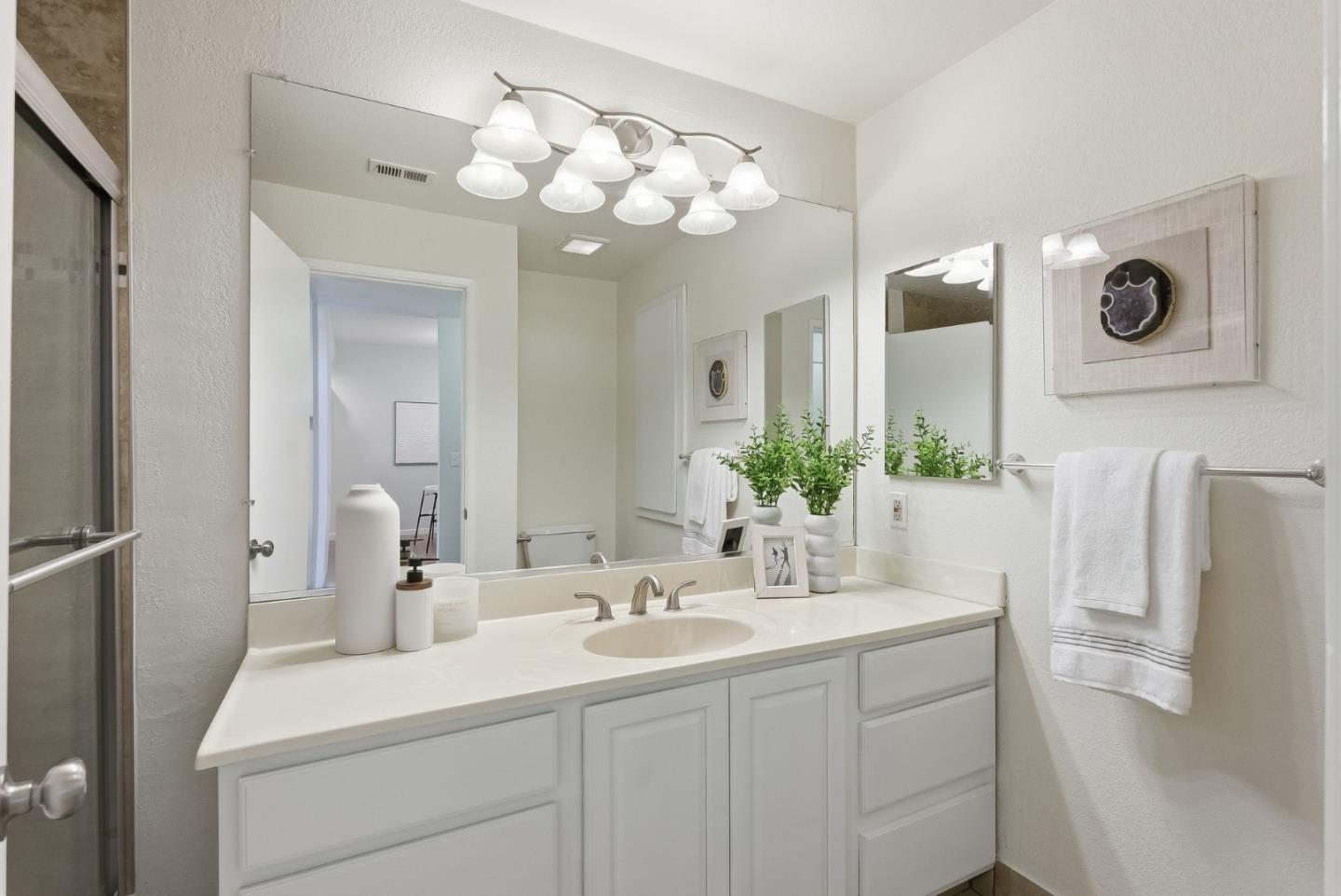 Photo #18: ML82037108 Listing: Photo #18