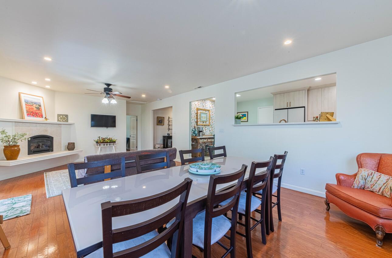 Detail Gallery Image 16 of 41 For 58 Young Dr, Salinas,  CA 93901 - 3 Beds | 2 Baths