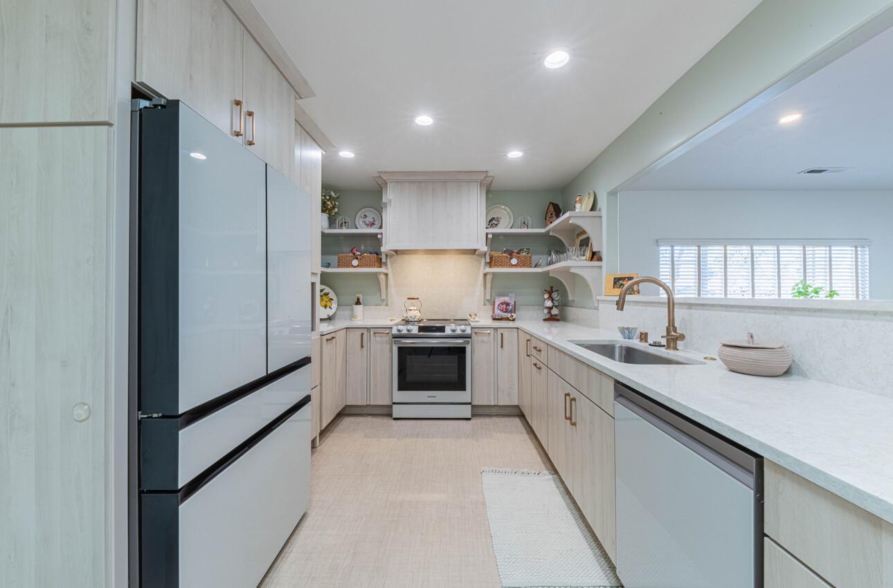 Detail Gallery Image 19 of 41 For 58 Young Dr, Salinas,  CA 93901 - 3 Beds | 2 Baths