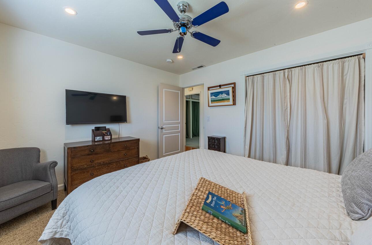 Detail Gallery Image 31 of 41 For 58 Young Dr, Salinas,  CA 93901 - 3 Beds | 2 Baths