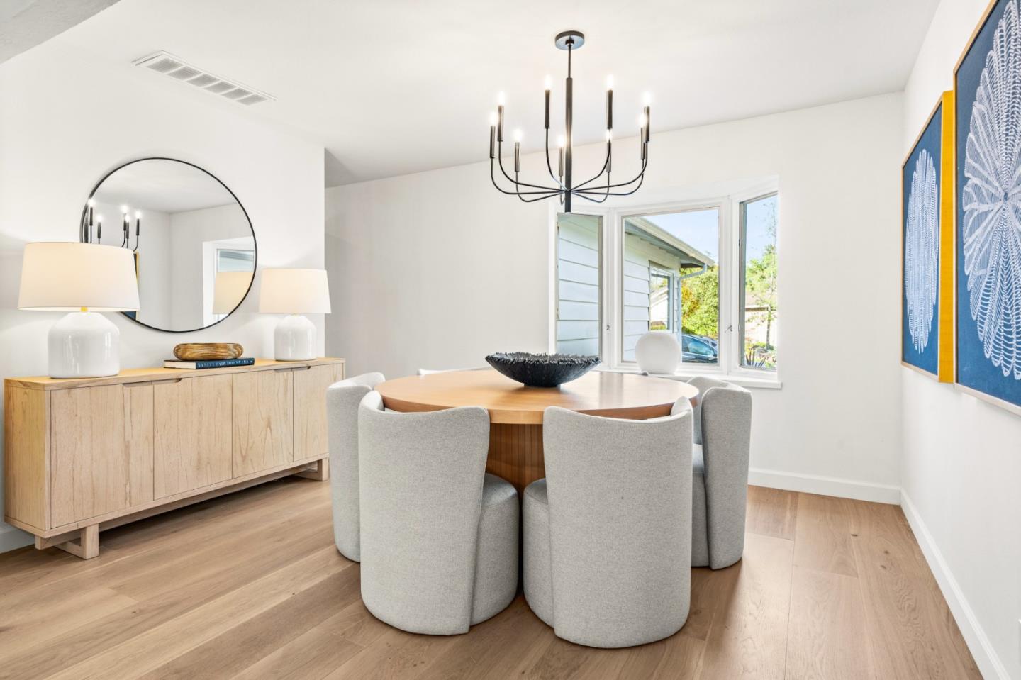 Detail Gallery Image 16 of 89 For 22044 Creekside Ct, Cupertino,  CA 95014 - 4 Beds | 2/1 Baths