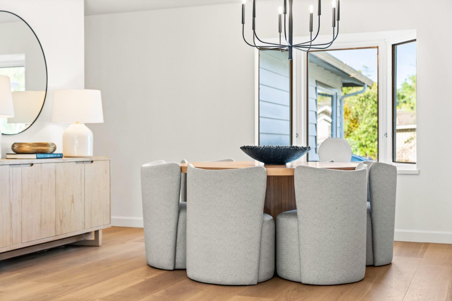 Detail Gallery Image 20 of 89 For 22044 Creekside Ct, Cupertino,  CA 95014 - 4 Beds | 2/1 Baths