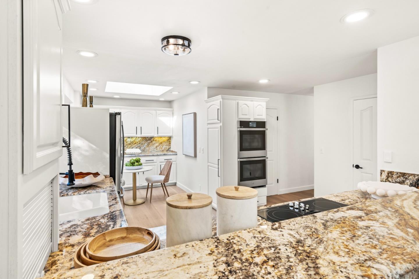 Detail Gallery Image 26 of 89 For 22044 Creekside Ct, Cupertino,  CA 95014 - 4 Beds | 2/1 Baths