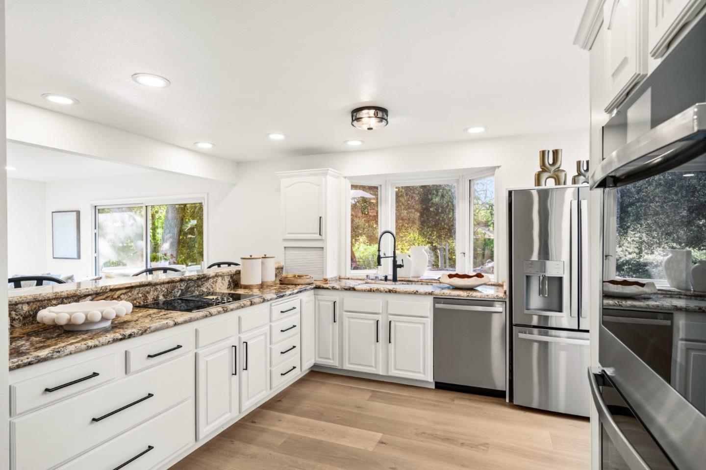 Detail Gallery Image 28 of 89 For 22044 Creekside Ct, Cupertino,  CA 95014 - 4 Beds | 2/1 Baths