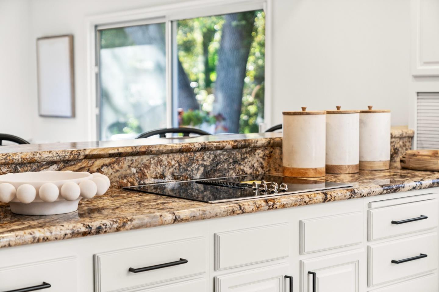 Detail Gallery Image 29 of 89 For 22044 Creekside Ct, Cupertino,  CA 95014 - 4 Beds | 2/1 Baths