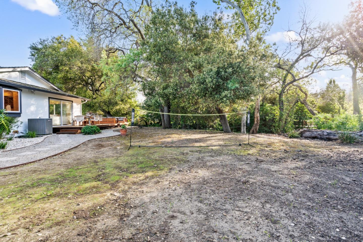 Detail Gallery Image 68 of 89 For 22044 Creekside Ct, Cupertino,  CA 95014 - 4 Beds | 2/1 Baths