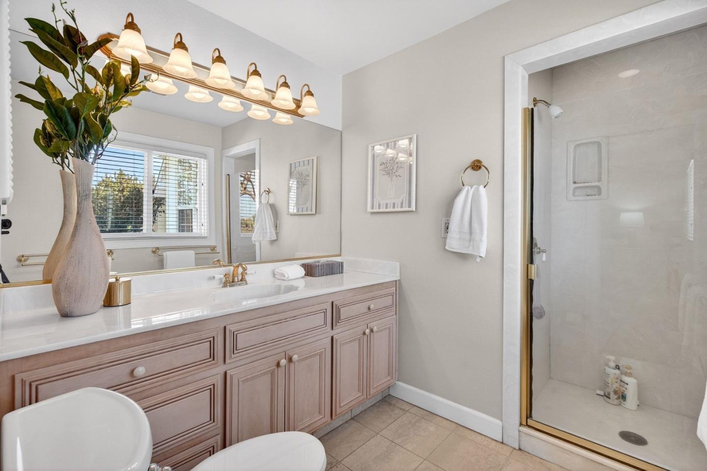 Detail Gallery Image 36 of 84 For 621 Carpenter Dr, Hollister,  CA 95023 - 6 Beds | 5/1 Baths