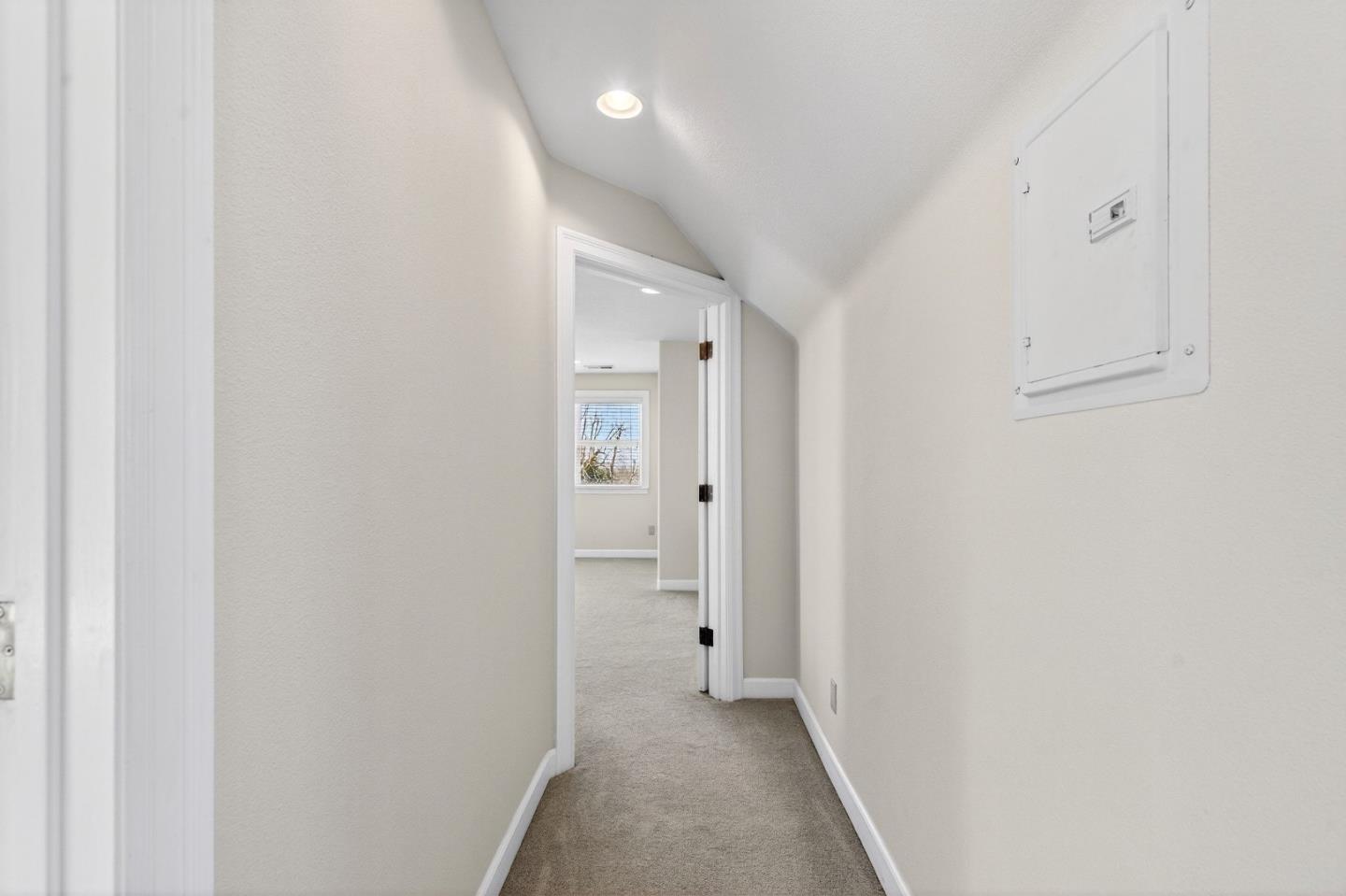 Detail Gallery Image 51 of 84 For 621 Carpenter Dr, Hollister,  CA 95023 - 6 Beds | 5/1 Baths