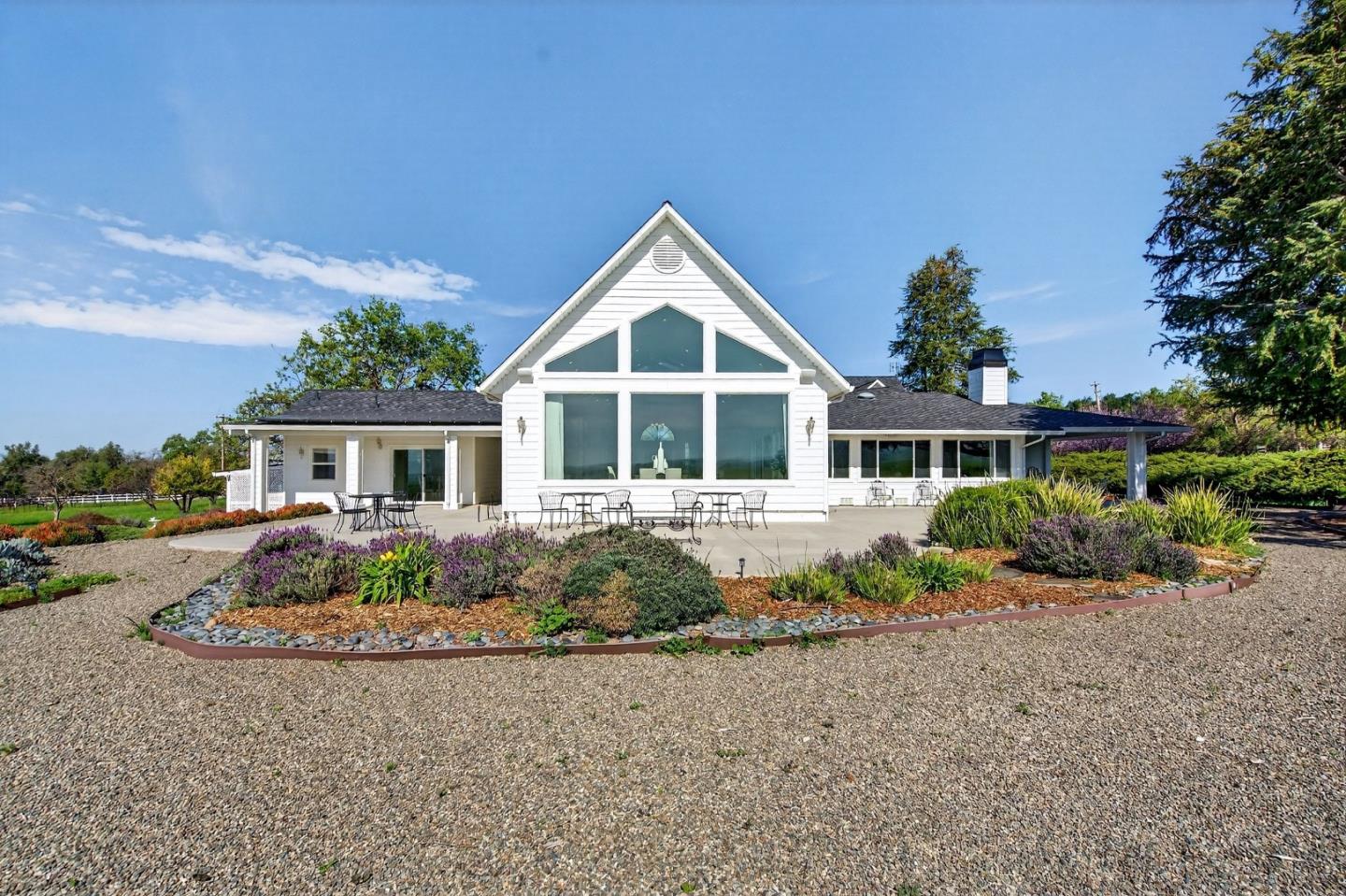 Detail Gallery Image 63 of 84 For 621 Carpenter Dr, Hollister,  CA 95023 - 6 Beds | 5/1 Baths