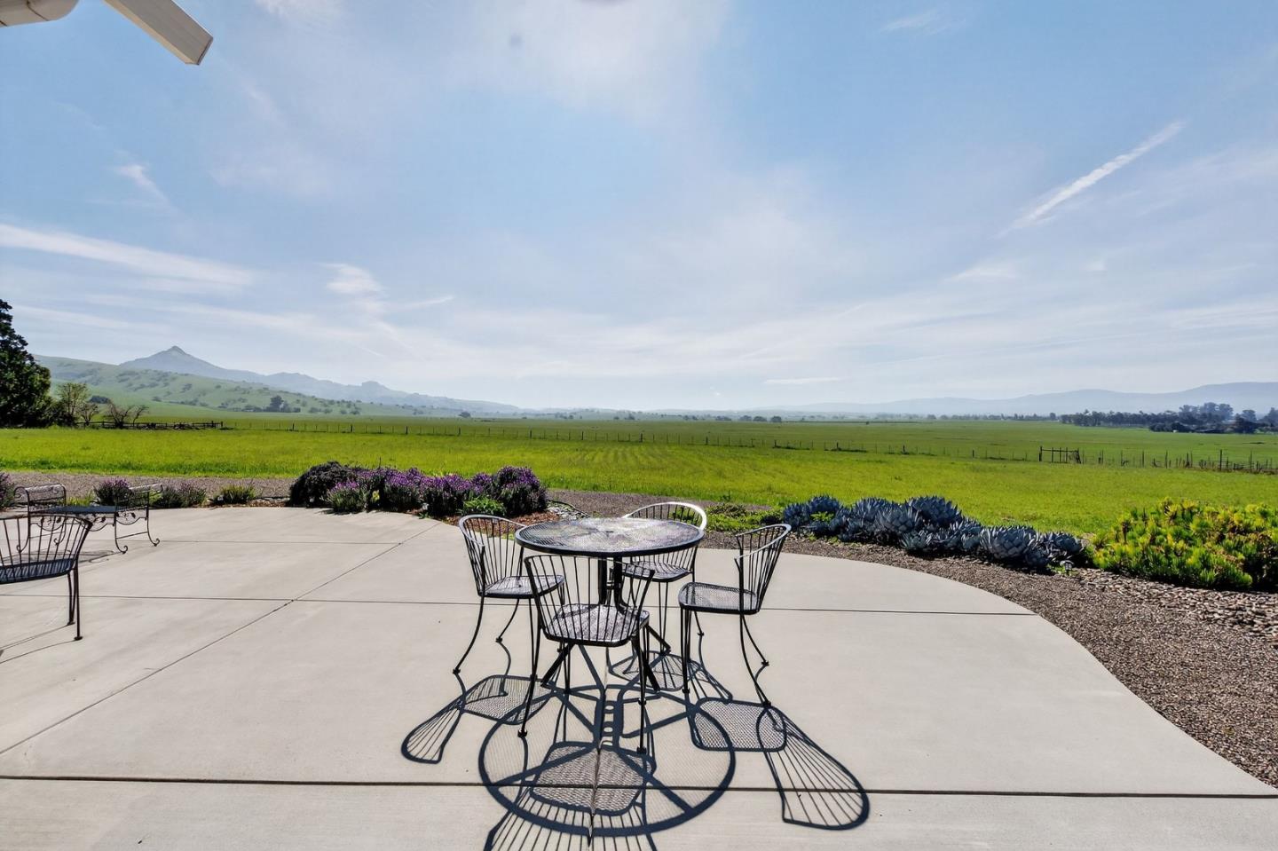 Detail Gallery Image 65 of 84 For 621 Carpenter Dr, Hollister,  CA 95023 - 6 Beds | 5/1 Baths