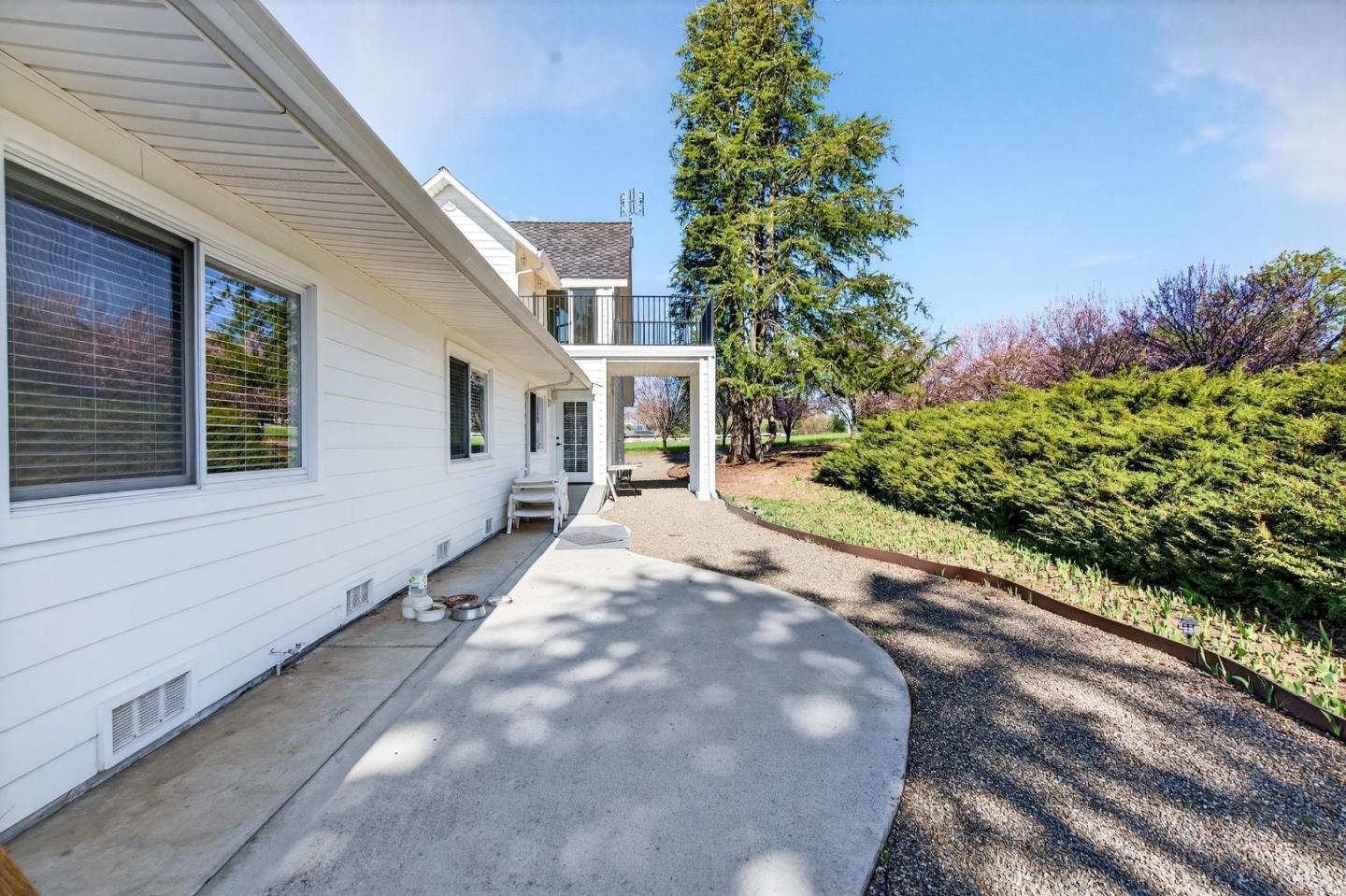 Detail Gallery Image 74 of 84 For 621 Carpenter Dr, Hollister,  CA 95023 - 6 Beds | 5/1 Baths