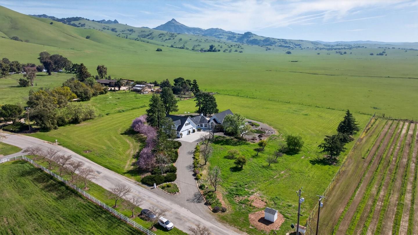 Detail Gallery Image 78 of 84 For 621 Carpenter Dr, Hollister,  CA 95023 - 6 Beds | 5/1 Baths