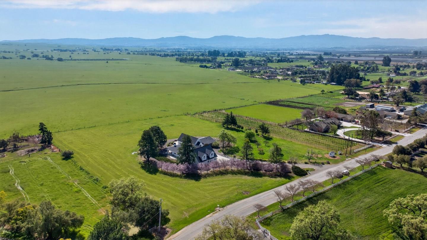 Detail Gallery Image 79 of 84 For 621 Carpenter Dr, Hollister,  CA 95023 - 6 Beds | 5/1 Baths