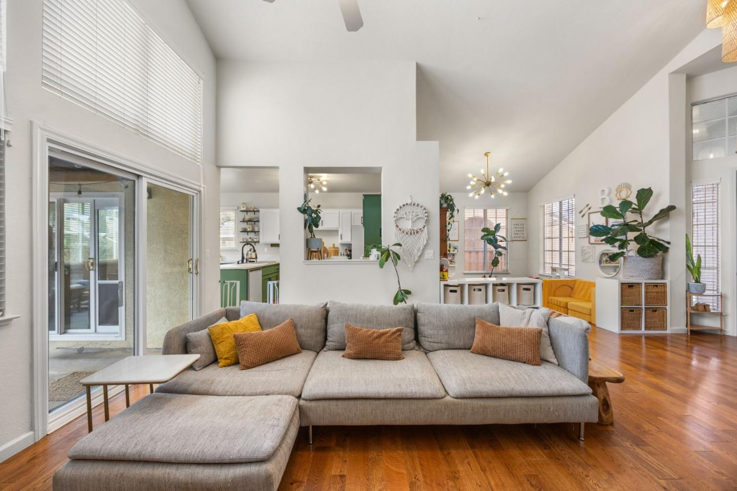 Detail Gallery Image 3 of 23 For 2430 Bodega Ct, Discovery Bay,  CA 94505 - 3 Beds | 2 Baths