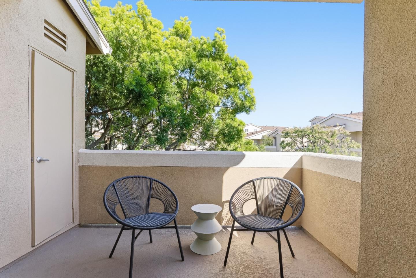 Detail Gallery Image 10 of 30 For 222 Everson Dr, Santa Cruz,  CA 95060 - 2 Beds | 2 Baths